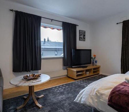 Aurora Dream House Apartment With Free Parking Tromsø Exterior foto
